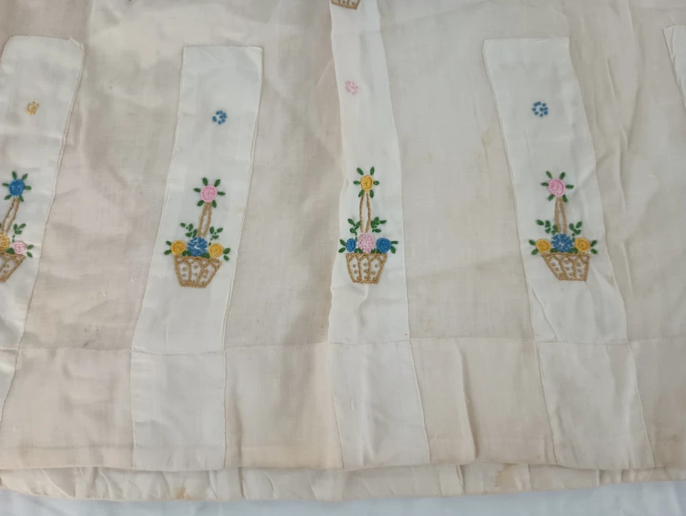 ¿De colección años 30? Lote de 3 piezas bordadas de vestido pantalón camisa bebé niña Foto 4 de 4