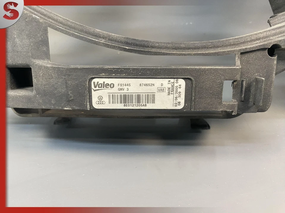 AUDI A4 2002-2009 - Radiador eléctrico ventilador capucha/carcasa 8E0121205AB fabricante original Foto 2 de 4