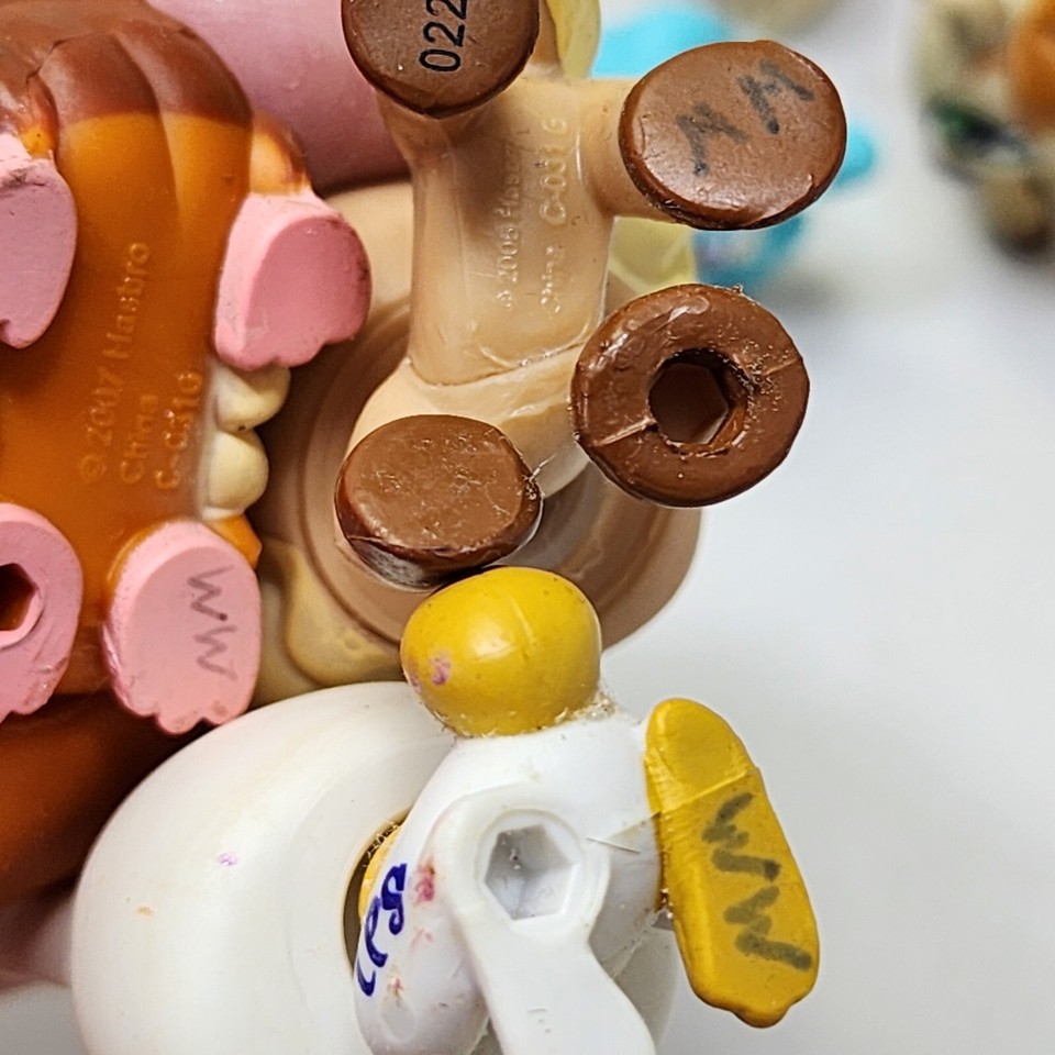 Littlest Pet Shop 100+ Figure Lot LPS Hasbro Cats Dogs BUnnies Deer