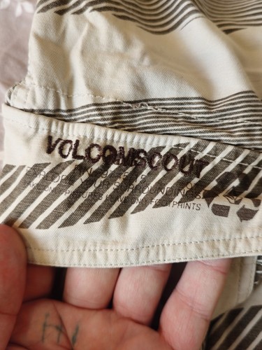 Volcom Stone Skout Mens Size 36 Striped Cargo Shorts Like New Free Post In Aus - Picture 6 of 15