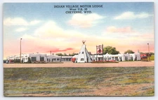 Postcard Cheyenne Wyoming Indian Village Motor Lodge on West US 30
