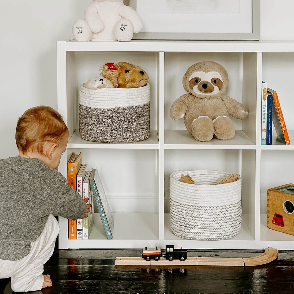 Small Rope Basket Round Woven Storage Basket Cute Dog Toy Basket Cotton