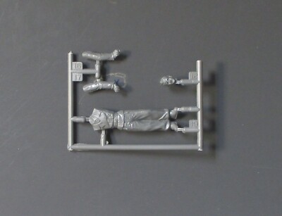 Tamiya 1/35th Scale Tiger I Fruhe Production - Figure parts from Kit No. 35216