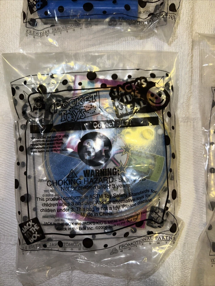 Jack In The Box - Jack Kids Meal - 2000 - Juego de 6 juguetes de bolsillo Hasbro nuevo en paquete Foto 2 de 4