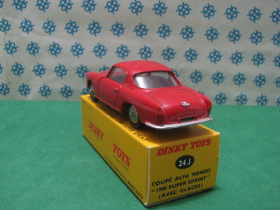 Original DINKY TOYS n°24J : ALFA ROMEO 1900 SUPER SPRINT C 70
