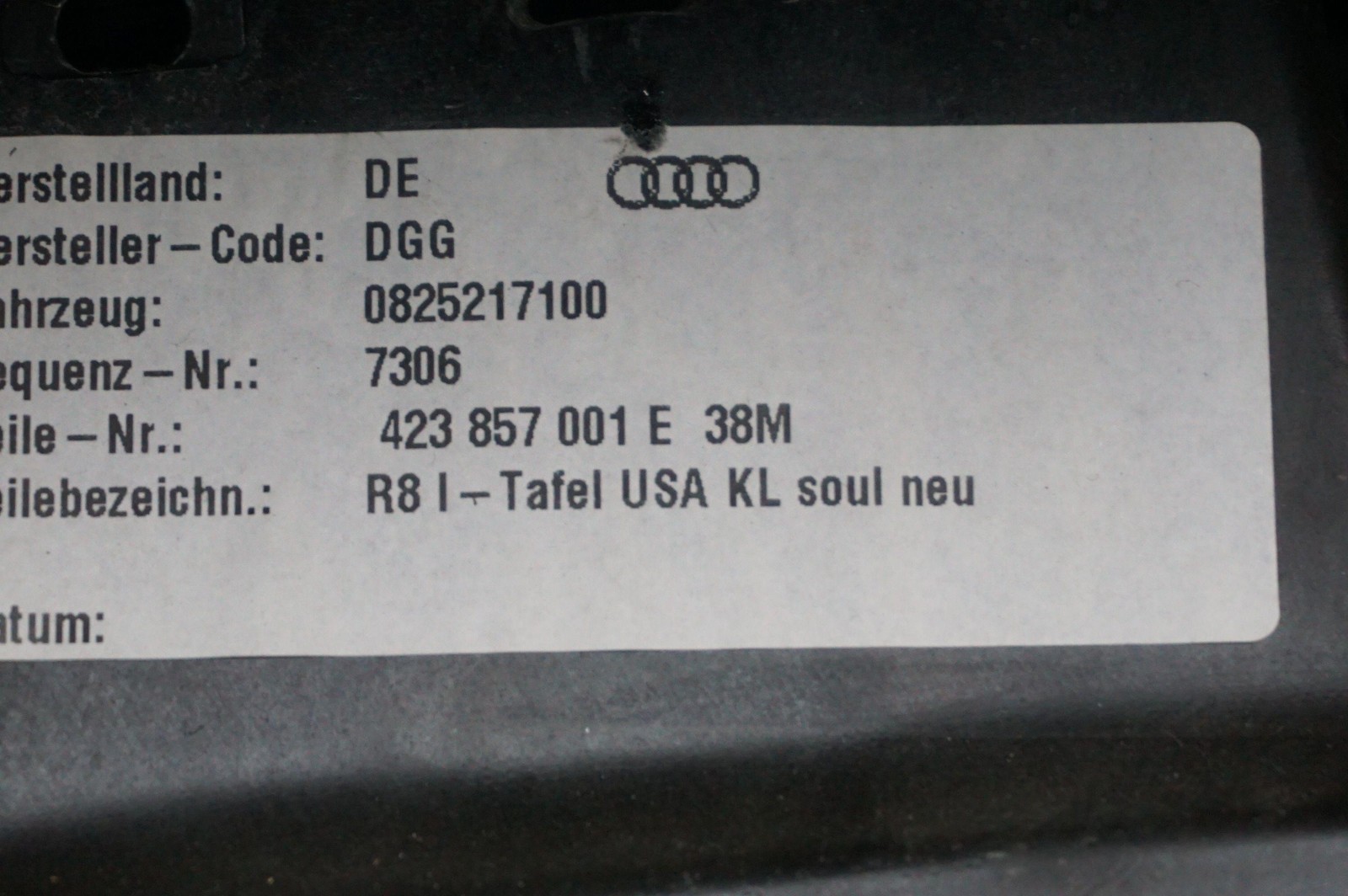 Dash Panel Black Nappa N3Q 423857009A33A OEM Audi R8 Type 42 2008-15 * NOTE *