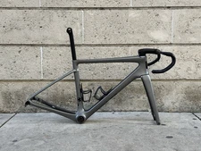 Enve Melee 52cm Frameset + Handlebar, Stem & Cages - CeramicSpeed Upgrades