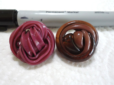 Lot of 2 Vintage Extruded Celluloid Buttons 1 1/8'' Brown & Pink
