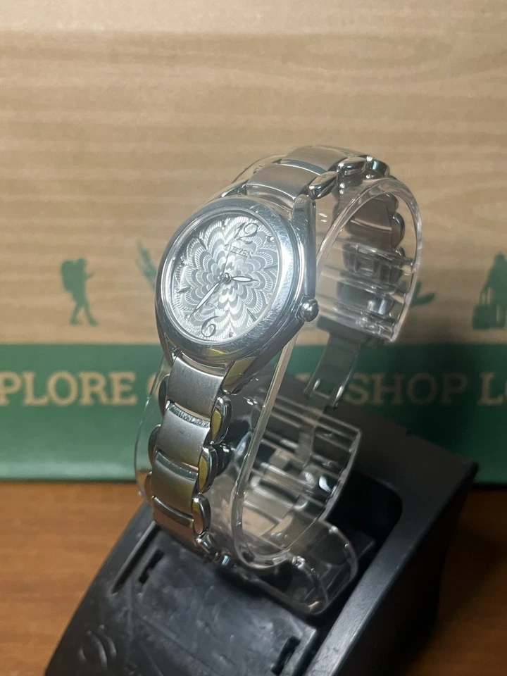 Citizen Silhouette Womens Sapphire Crystal 31mm Stainless Steel Watch FE2070-84A - Image 2 of 4