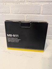 Nikon Mb-n11 Power Battery Pack With Vertical Grip