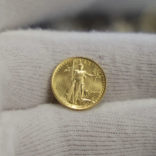 1986  US  Gold Eagle 1/10 oz $5 Nice Coin Unc Better Date