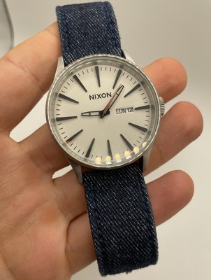 Nixon The Sentry Watch White Dial 42mm NEVER BE LATE [NEW BATTERY]