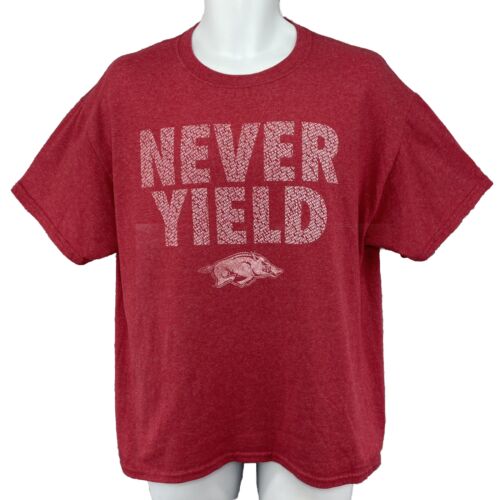 Arkansas Razorbacks T Shirt/ Men’s (L) NEVER YIELD Red Cotton Blend SHORT
