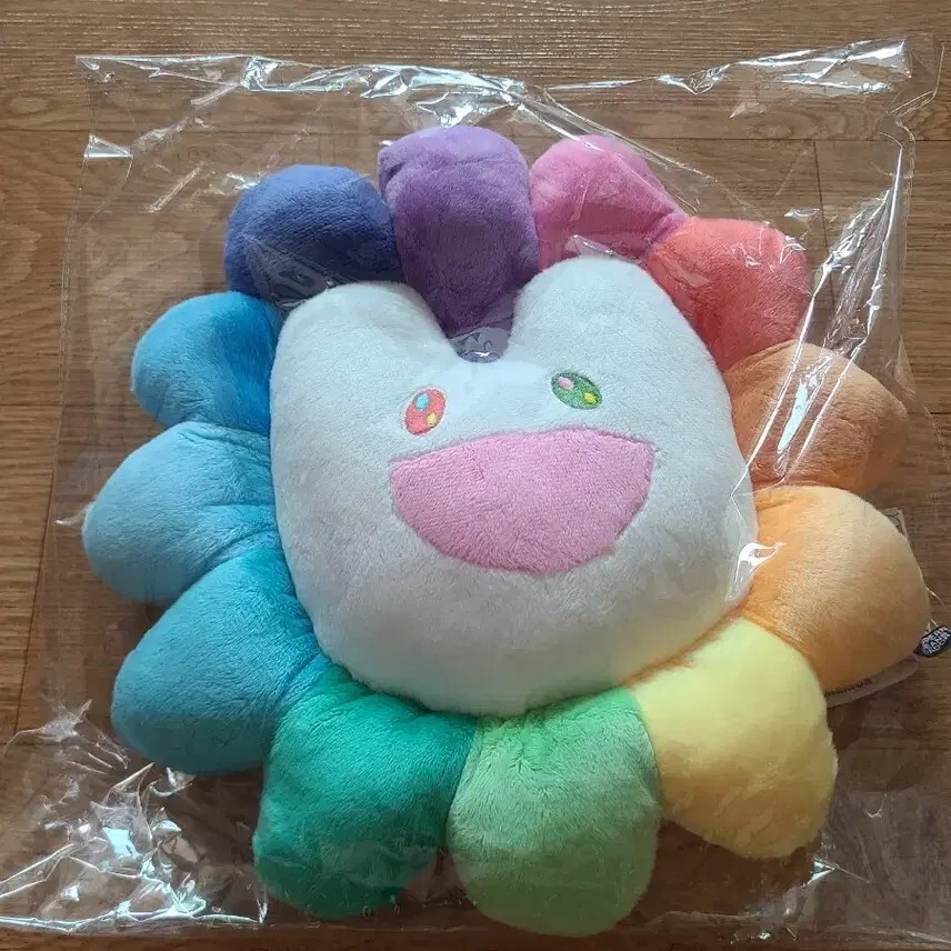 NEW* NewJeans x MURAKAMI Plush FLOWER Cushion 30cm 11.8