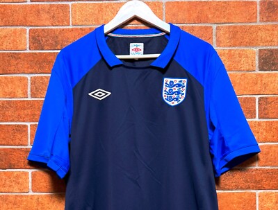 ENGLAND NATIONAL TEAM 2010/2011 TRAINING PRE MATCH UMBRO SHIRT
