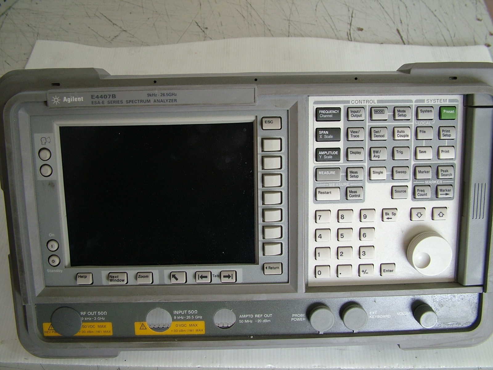 Foto 1 di 8