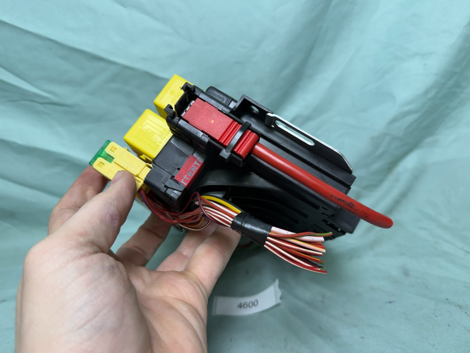 2003 - 2012 Mercedes R230 SL500 SL55 AMG Front Left SAM Fuse Box Control Module