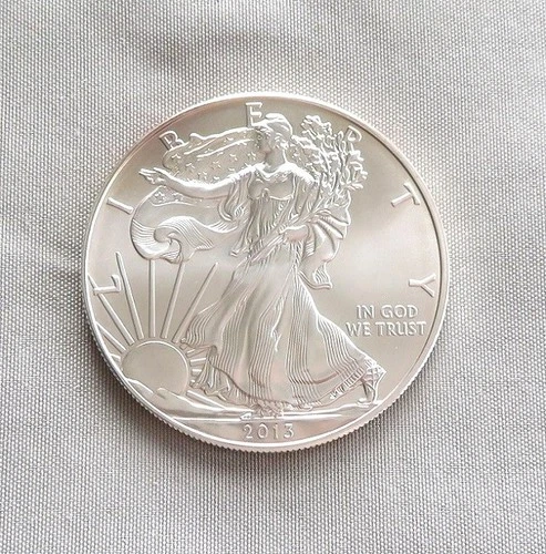 2013 - AMERICAN EAGLE - One Dollar - .999 1oz Fine Silver