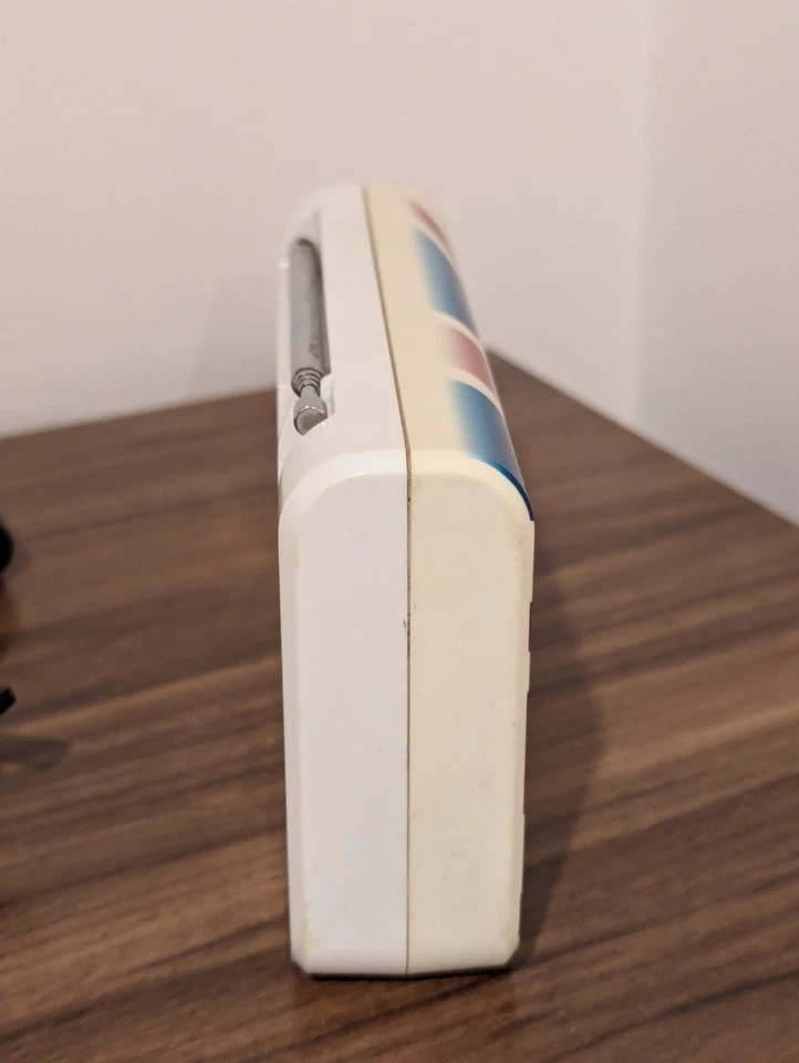 Pure One Mi DAB FM British Flag Portable Mini Radio Union Jack Blue Red White - Image 4 of 4