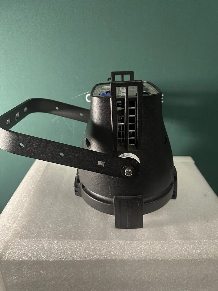 ETC ColorSource PAR LED Wash Lights – DMX, RGB-L, Intertek 3060167. - Image 4 of 4