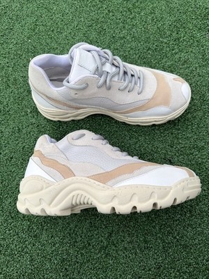 Diverse Women s Grey/Beige Sneakers Size 37 (Fits Small 35.5-36) Leather & Suede