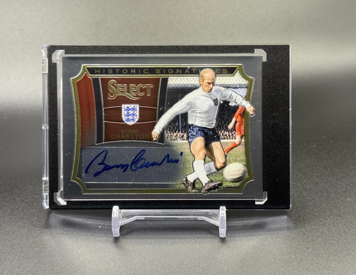 Chemise Signée Bobby Charlton (Angleterre) – Maillot D’affichage Avec Certificat AFTAL DEALER COA