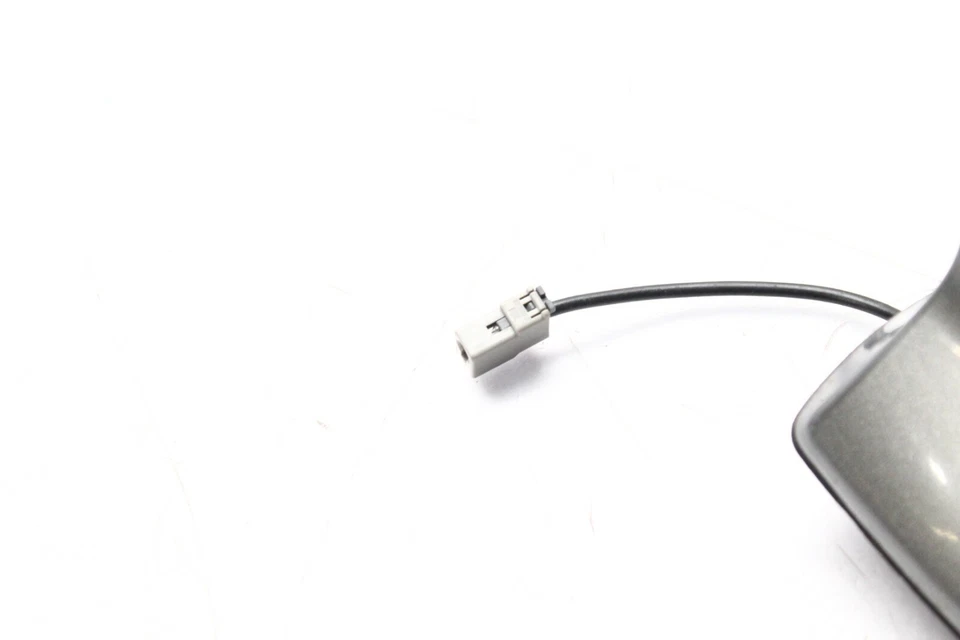 Infiniti M35 M45 2006-2010 techo exterior aleta de tiburón antena OEM P9327 Foto 2 de 4