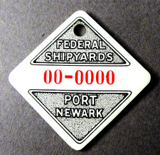WWII celluloid FEDERAL SHIP YARDS PORT NEWARK key chain keychain tool Fob +