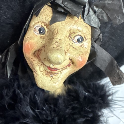 Muñeca Bruja Hallmark Halloween Hauntington Cassie 18" con Etiqueta Nueva con Etiquetas - Imagen 3 de 7