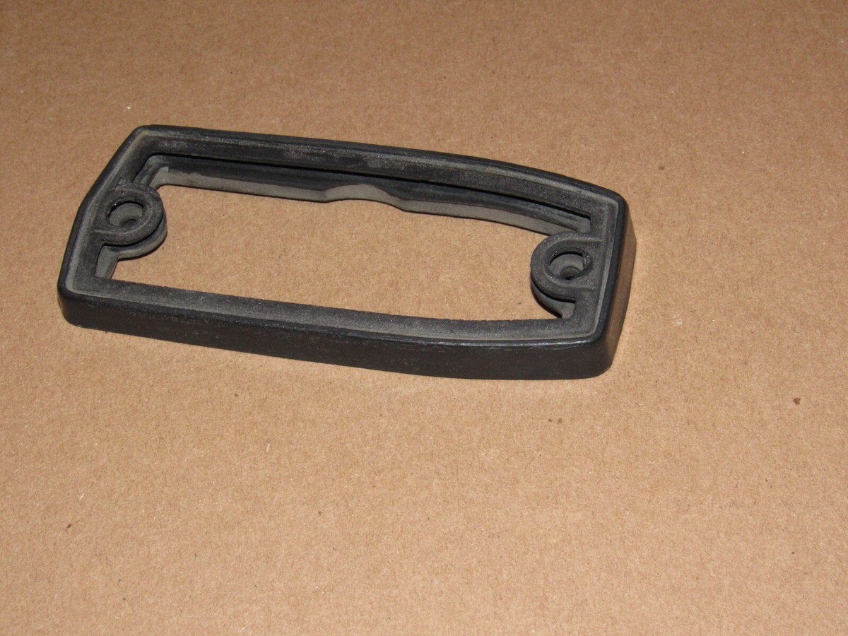 Fit For 79-83 Datsun 280zx Front Side Marker Light Rubber Fit For 79-83 Datsun 280zx Front Side Marker Light Rubber