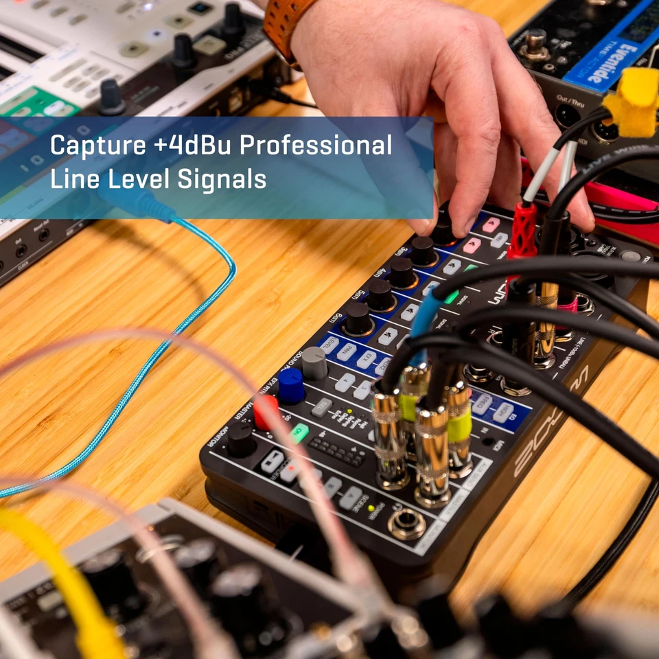 ZOOM LiveTrak L6 32bit 10in/12tracks MIDI Digital Mixer - Image 2 of 4