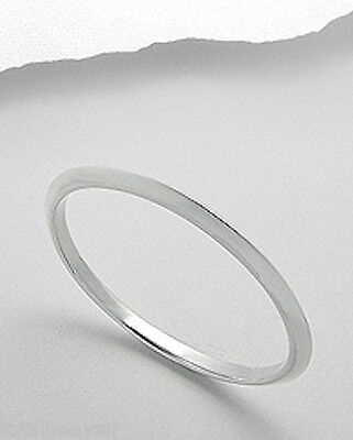 ELEGANT 10g Solid Sterling Silver 5mm Thick Shiny Bangle ELEGANT 10g Solid Sterling Silver 5mm Thick Shiny Bangle