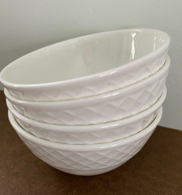 Mikasa TRELLIS Set of 4 Fruit Small Bowls 4,25