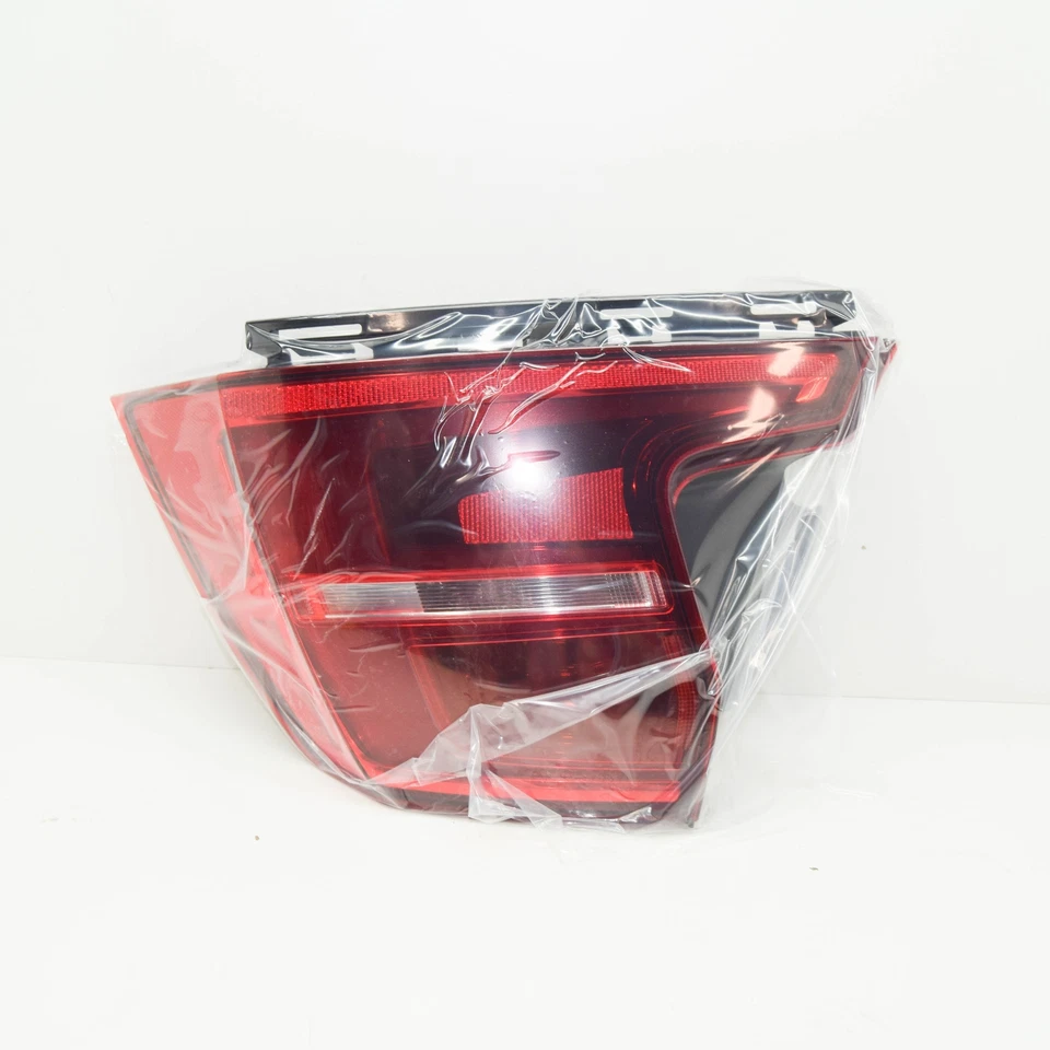 For Volvo S90 2019-2024 Right LED Rear Tail Light Lamp 31698713 Red 1PCS - Image 2 of 4