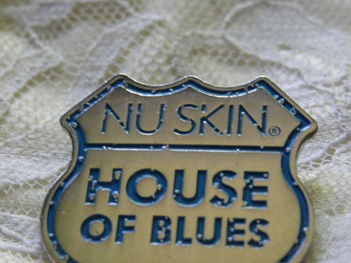 Vintage Nu Skin Pin MLM Company Business Hautpflege Werbung Wellness Revers Hut - Bild 6 von 6