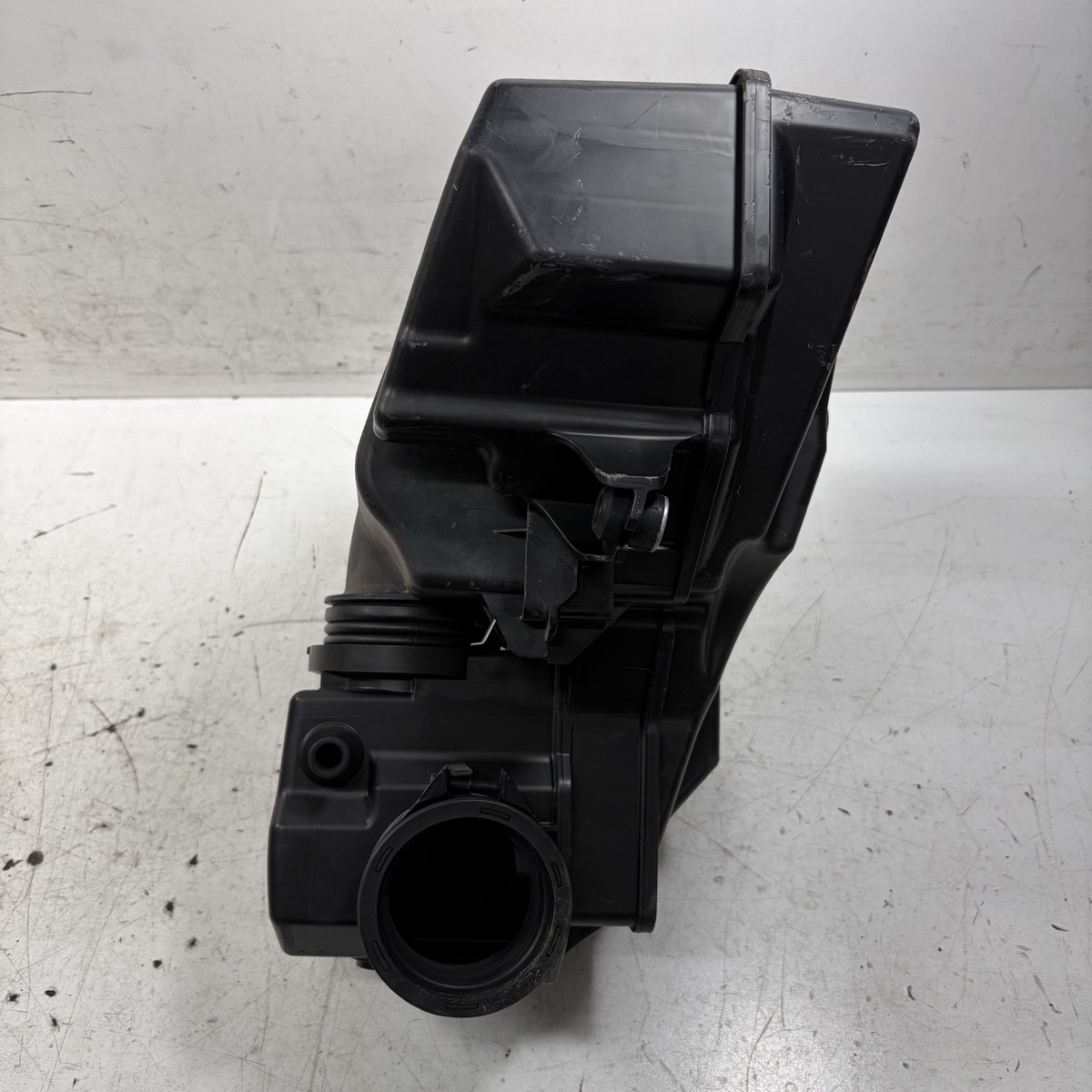 07-08 Honda Fit Air Cleaner Box Filter Housing 17201-RME-A00 OEM