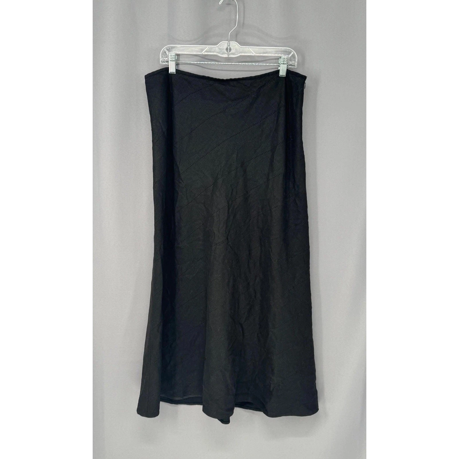 Vtg Edward Skirt 16 Black Linen Rayon Blend Lined A-Line Maxi Y2K Whimsigoth
Opens in a new window o