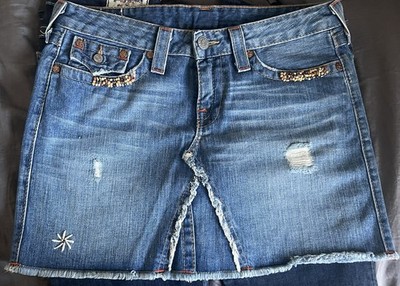 True Religion Denim Mini Skirt Medium Wash Frayed Hem Horseshoe Pockets size 31