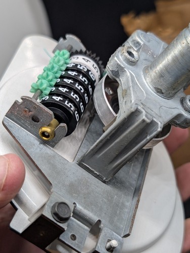 NOS 1978 FORD THUNDERBIRD DASH GAUGE SPEEDOMETER KILOMETER D8SZ-17255A - Picture 14 of 18