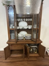 Vintage Premier Broyhill Handmade China Cabinet+Fine China of Japan Complete Set