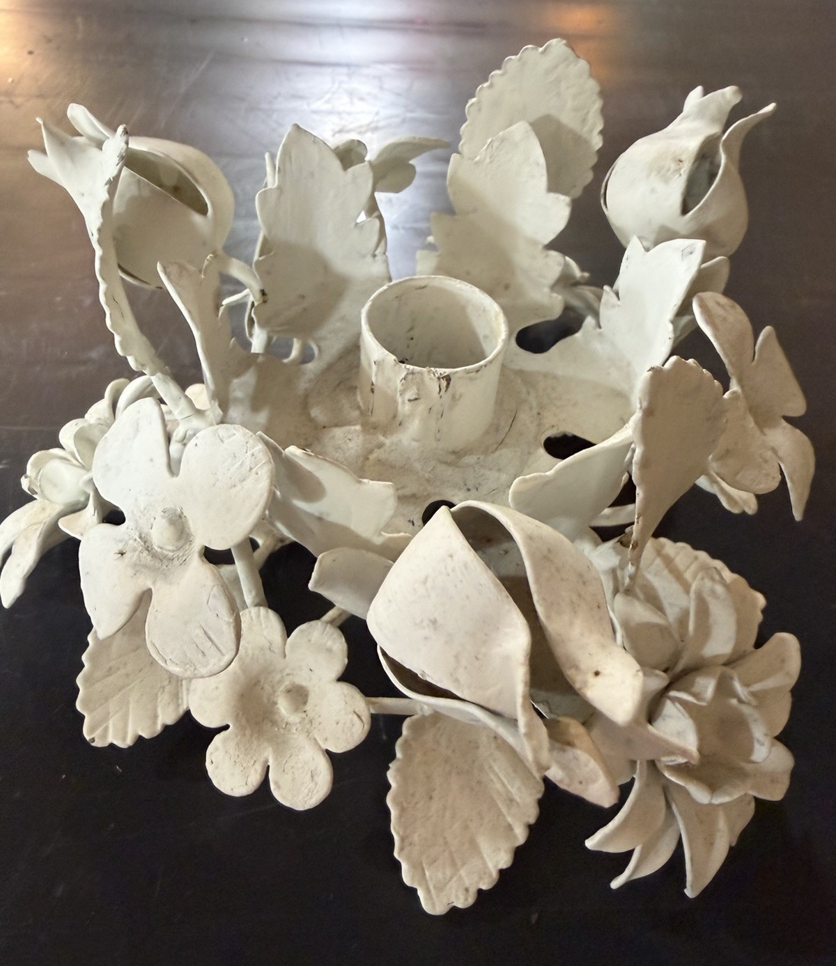 Distressed Shabby Flower Metal