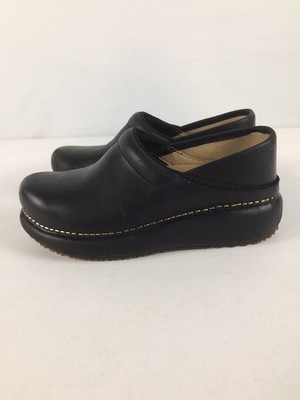 Very Good Dansko Platform Pro Women's Clogs, Black Burnished Nubuck, W37