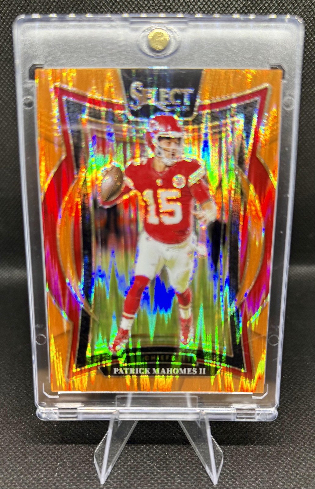 2024 Panini Select #33 Patrick Mahomes II Orange Prizm Shock #/499 - Chiefs