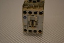 ONE USED ALLEN-BRADLEY CONTACTOR 500-TO 930.