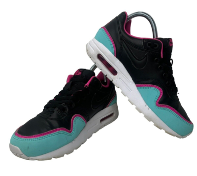 max 720 black