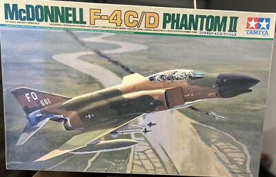 Tamiya 1/32 Aircraft No.5 McDonnell F-4C/D Phantom II 60305