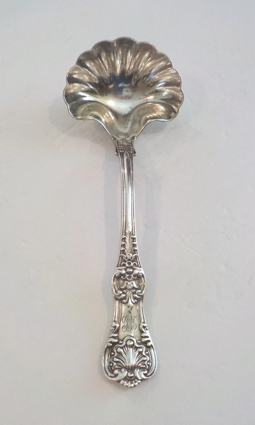 Elegant Tiffany & Co. ENGLISH KING Sterling Silver Gravy Ladle