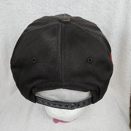 Gorra de Colección AK Steel The Rock Negra Snapback Deletrear Logo Hecha en EE. UU. Años 90  Foto 3 de 4