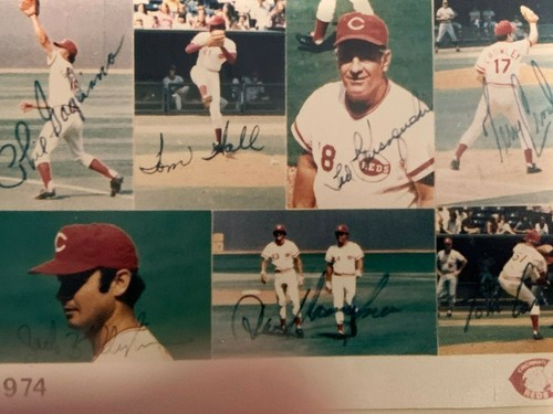 1974 CINCINNATI REDS COMPLETE TEAM COLLAGE W/ FACSIMILE AUTOGRAPHS - Picture 6 of 6