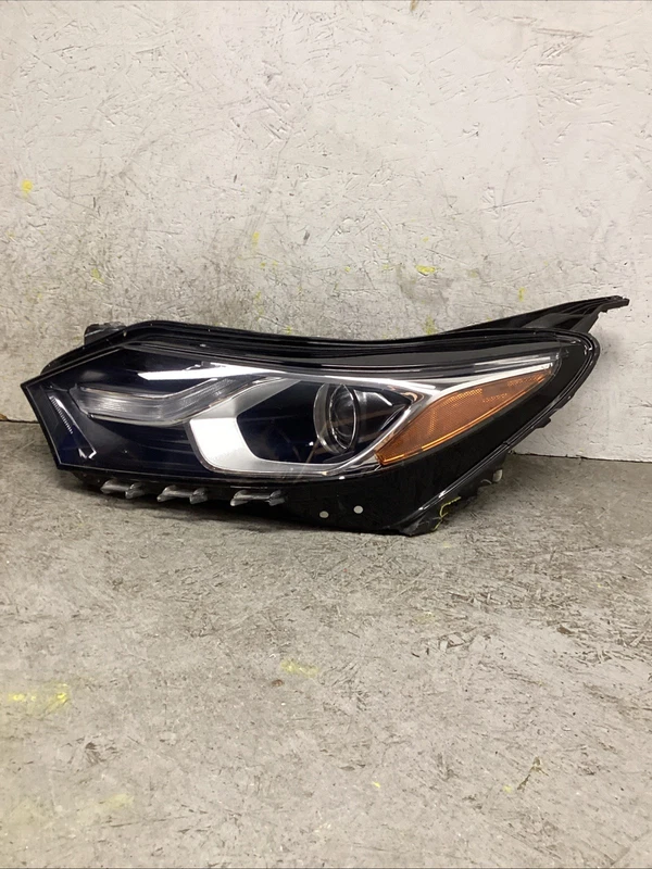 2018-2021 Chevrolet Equinox LEFT LH DRIVER SIDE HEADLIGHT HID OEM 84818199